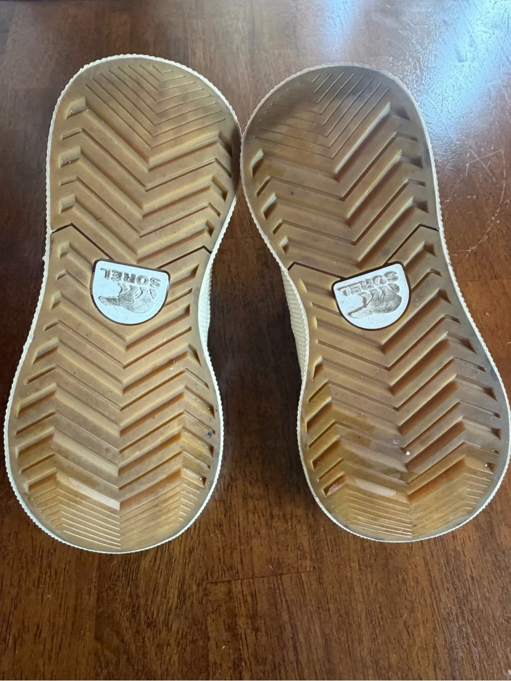 Sorel Out 'N About IV Classic Waterproof boots size 7.5